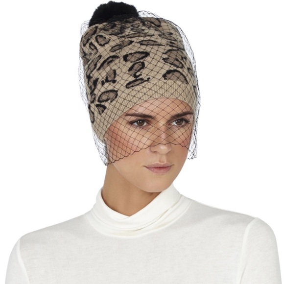 🆕BCBGMaxAzria CAMEL LEOPARD PRINT BEANIE WITH BLACK VEIL & RABBIT FUR POMPOM - Picture 1 of 8